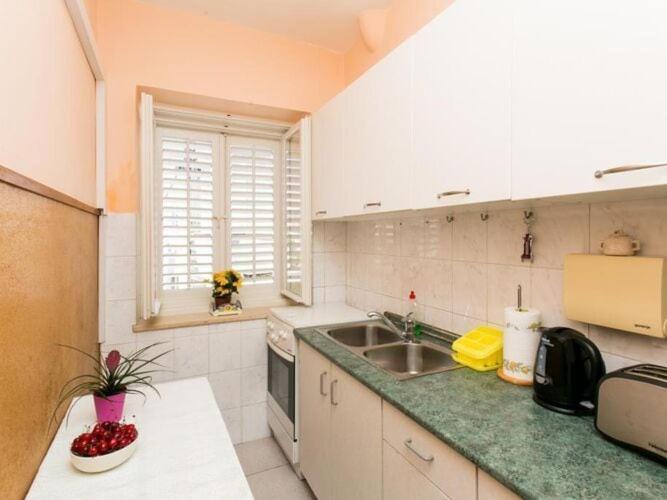 Vukoja - One-bedroom With Balcony Apartamento
